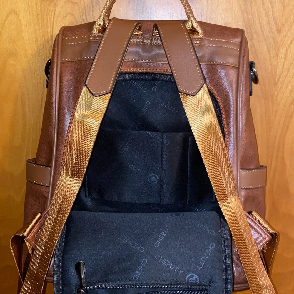 Backpack - Picture 7 of 10